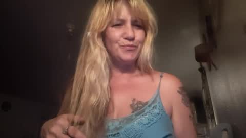 yourmomma999 online show from July 14, 8:52 am