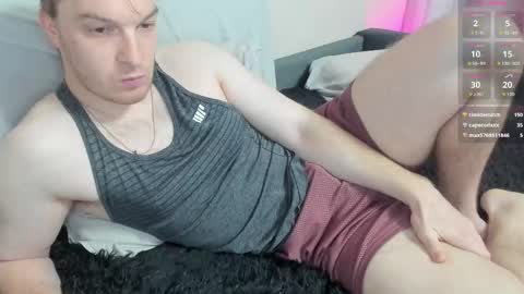 Snapshot of yournomad chatting on October 29, 5:09 am Your Nomad online show from October 29, 5:09 am