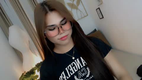 yourprettyblythe_ts online show from July 26, 12:25 pm