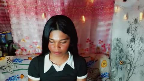 yourqueen_19 online show from May 26, 9:48 am