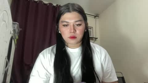 yoursexytowngirl online show from July 21, 9:06 pm