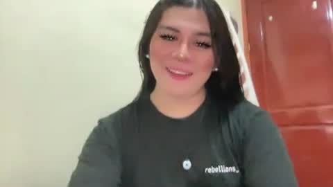 yoursexytowngirl online show from May 31, 8:32 pm