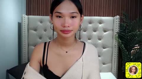 yoursluttyashxx online show from January 5, 6:11 pm