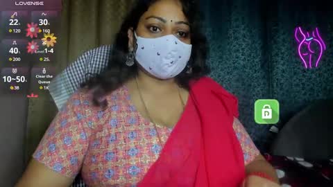 Snapshot of yourss_preethy chatting on February 4, 2:07 am preethy online show from February 4, 2:07 am