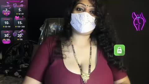 Snapshot of yourss_preethy chatting on October 18, 5:17 pm preethy online show from October 18, 5:17 pm