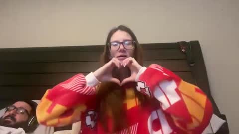 Snapshot of yourstrulylivy chatting on February 5, 1:33 pm yourstrulylivy online show from February 5, 1:33 pm