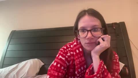 Snapshot of yourstrulylivy chatting on February 10, 2:59 pm yourstrulylivy online show from February 10, 2:59 pm