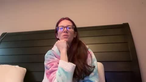 Snapshot of yourstrulylivy chatting on March 7, 12:56 pm yourstrulylivy online show from March 7, 12:56 pm