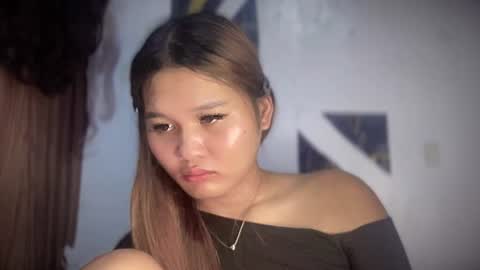 yoursweetgirl_zia online show from June 18, 9:04 am