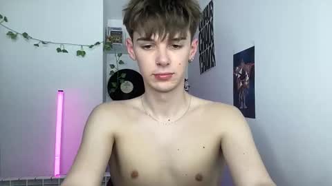 yoursweetyguy online show from May 27, 4:59 pm