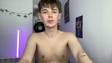 yoursweetyguy online show from May 21, 4:24 pm