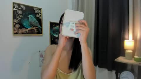 yourtinybunny online show from June 5, 10:53 am