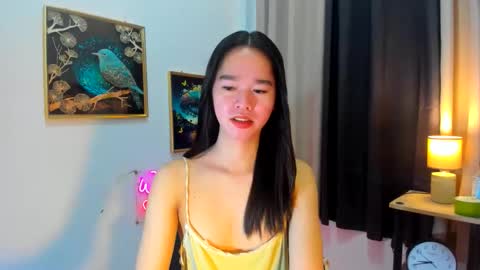 yourtinybunny online show from May 25, 11:27 am