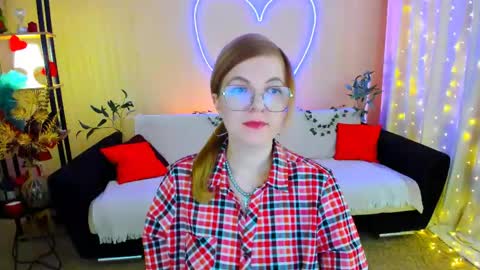 Alice online show from April 20, 4:26 am