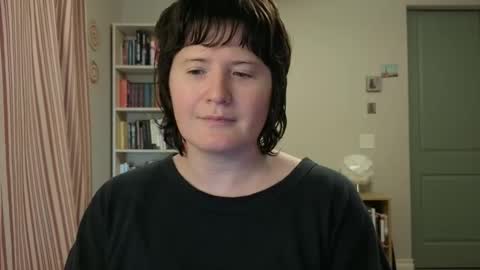 Rose Noire online show from March 5, 7:45 pm