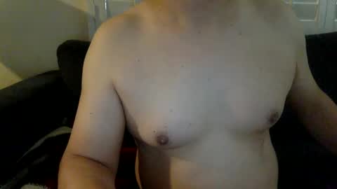 yque online show from December 24, 7:00 pm