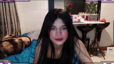 Snapshot of ysera_cb chatting on January 13, 7:10 pm Lilith online show from January 13, 7:10 pm