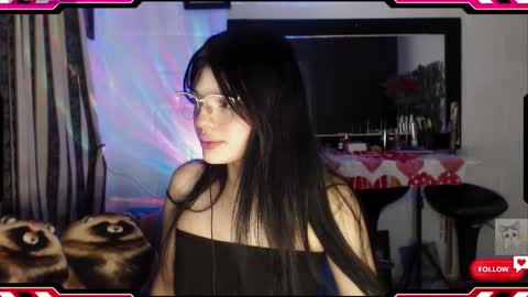 Snapshot of ysera_cb chatting on September 16, 9:01 am Lilith online show from September 16, 9:01 am