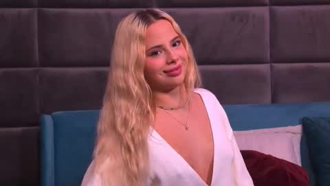 Foxie online show from October 21, 3:55 am