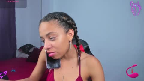 yumi_hanna online show from March 28, 2:35 am