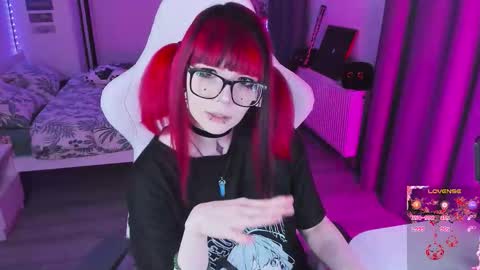 Yumi 3 online show from January 18, 2:37 pm