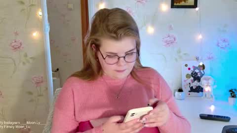 Polly online show from November 7, 4:53 pm