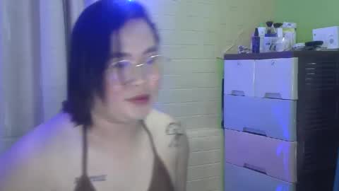 yummy_hardfucker online show from January 24, 10:00 am
