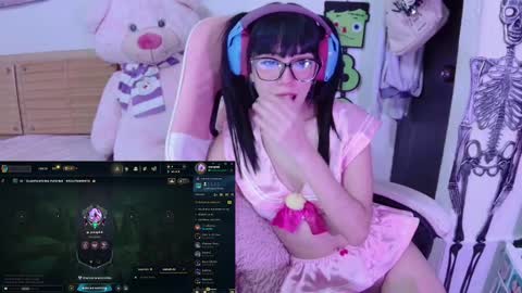 yuna_pink666 online show from December 4, 10:18 am