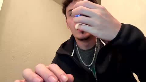 yungstudbev online show from September 13, 3:53 am