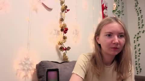 Alesia online show from December 19, 8:32 am