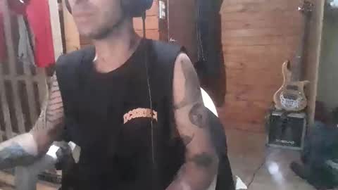 Yuumi online show from November 21, 12:30 am