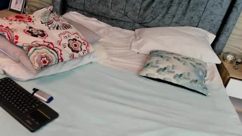 Yuya online show from April 21, 1:42 am