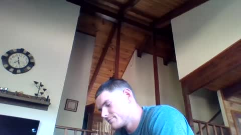 zachschaefer online show from August 6, 11:03 pm