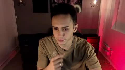 zack_isback online show from April 18, 7:40 pm