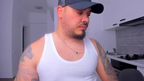 Zack online show from April 20, 9:18 pm