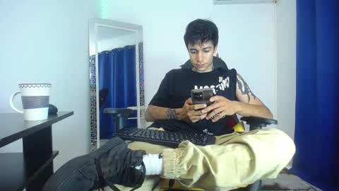 zack online show from January 31, 8:43 pm