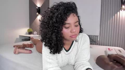 zafira online show from February 13, 1:36 pm