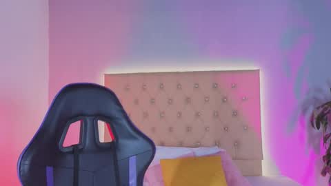 Zafiro Brown online show from November 21, 11:52 am