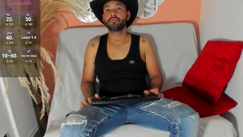 zane_cross online show from September 28, 11:41 am