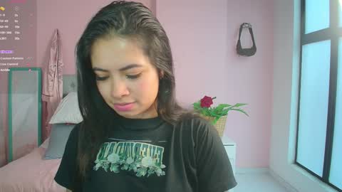Snapshot of zarah_torres chatting on February 7, 8:42 pm Zarah  online show from February 7, 8:42 pm