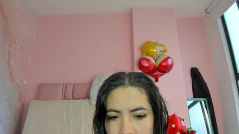 Snapshot of zarah_torres chatting on September 20, 5:27 pm Zarah  online show from September 20, 5:27 pm