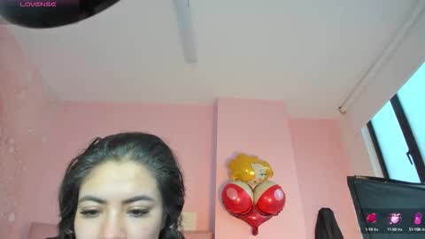 Snapshot of zarah_torres chatting on October 5, 10:06 pm Zarah  online show from October 5, 10:06 pm