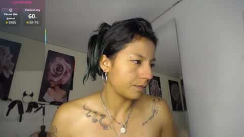 Zarah online show from April 7, 12:40 pm