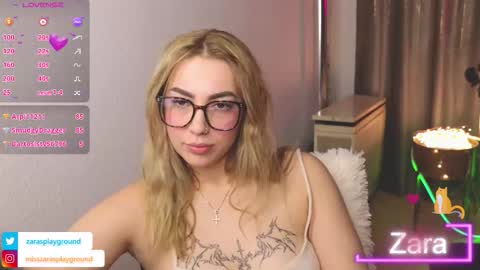 zarasplayground online show from February 17, 7:02 pm