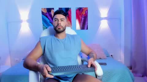 Zarek online show from September 18, 11:53 pm