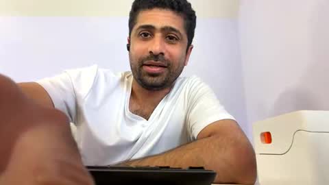 zee20241 online show from February 20, 7:38 pm