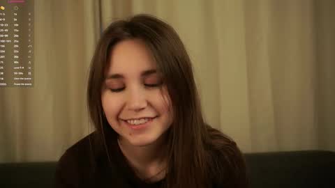 Emilia online show from November 2, 1:05 am