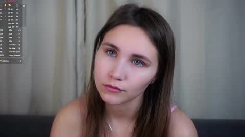 Emilia online show from November 14, 1:19 am