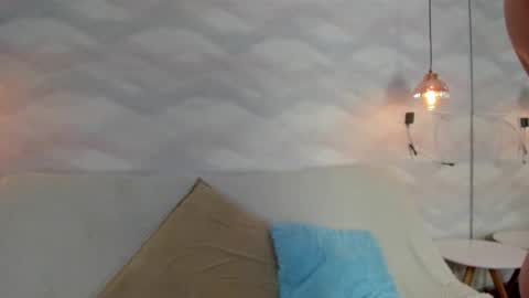 ZEPHYRA ANGELS online show from November 19, 2:11 am