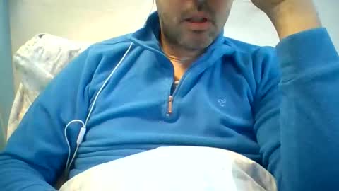 zeus online show from November 16, 12:51 pm